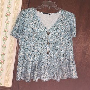 ✨Floral Print Peplum Top✨